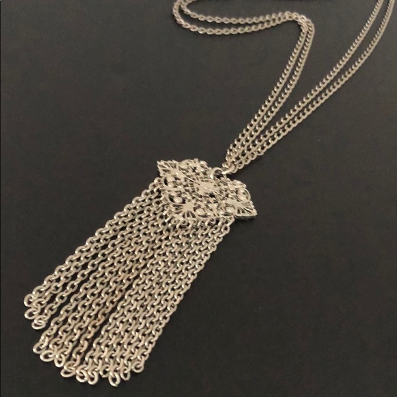 VINTAGE BOHEMIAN SILVER METAL CHAINED NECKLACE - Picture 6 of 8